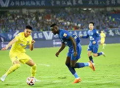  梅西站在车外和nba球星握手 