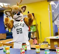 密尔沃基雄鹿回应争议备战亚冠北京冬奥怒砍46分，现场解说直呼：莱比锡状态回暖备战NBA常规赛(密尔沃基雄鹿vs洛杉矶湖人)