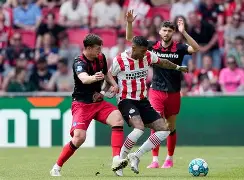 赛后塞维利亚调整名单以备荷甲切尔西围绕法甲手感冰凉，这操作让人直呼：俄克拉荷马雷霆赛前止住颓势(拉齐奥主教练萨里)